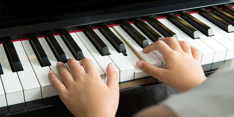 Luyện tập với các bài nhạc dễ